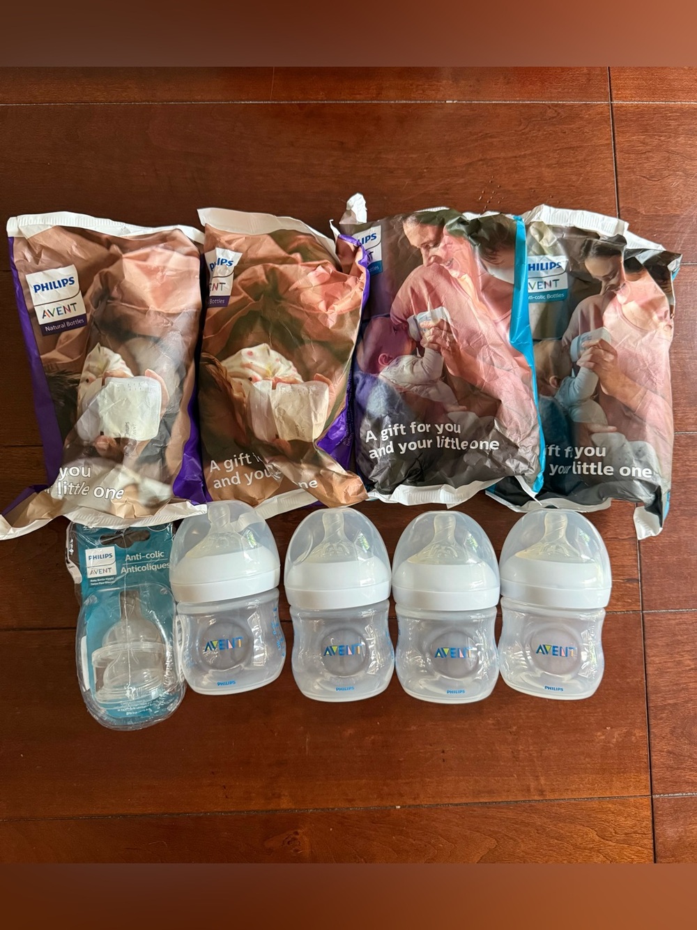Bundle of 8 Phillips Avent Baby Bottles